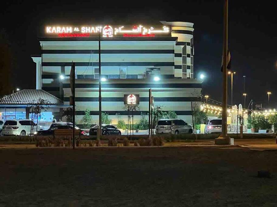 Luxury Private Studio Apartment Close To Airport Abu Dhabi Exterior photo